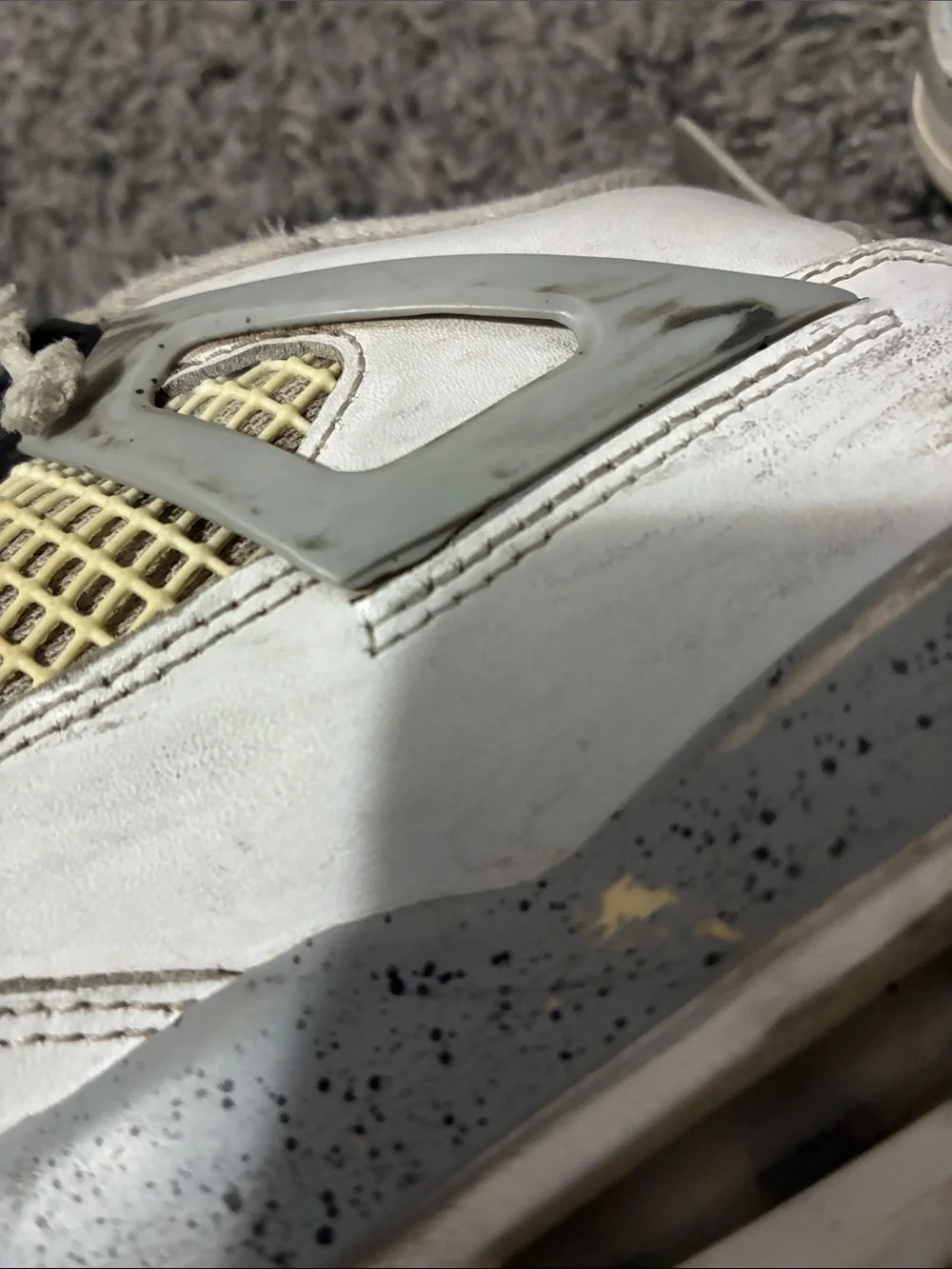 Jordan 4 white cement